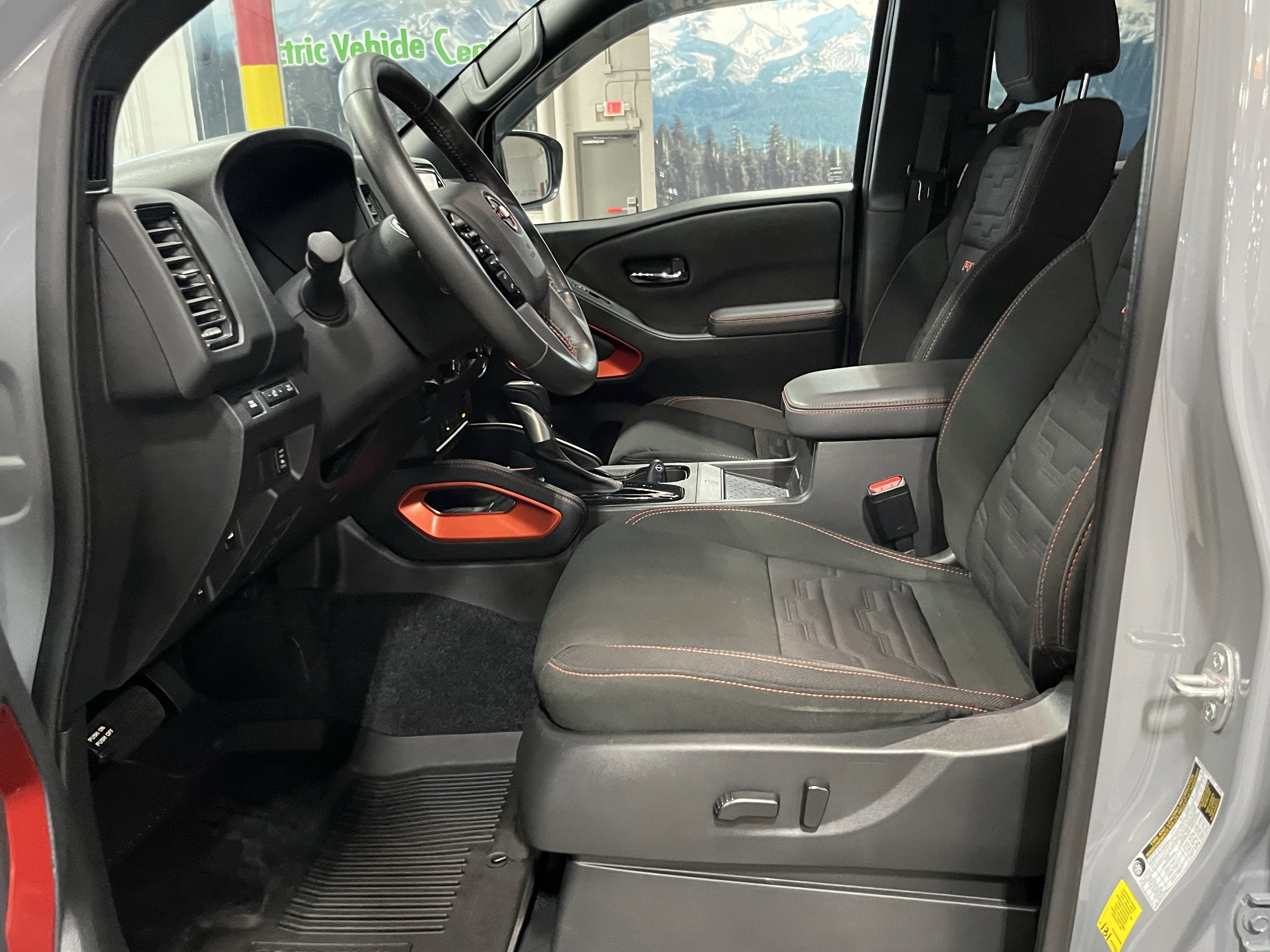 2024 Nissan Frontier PRO-4X