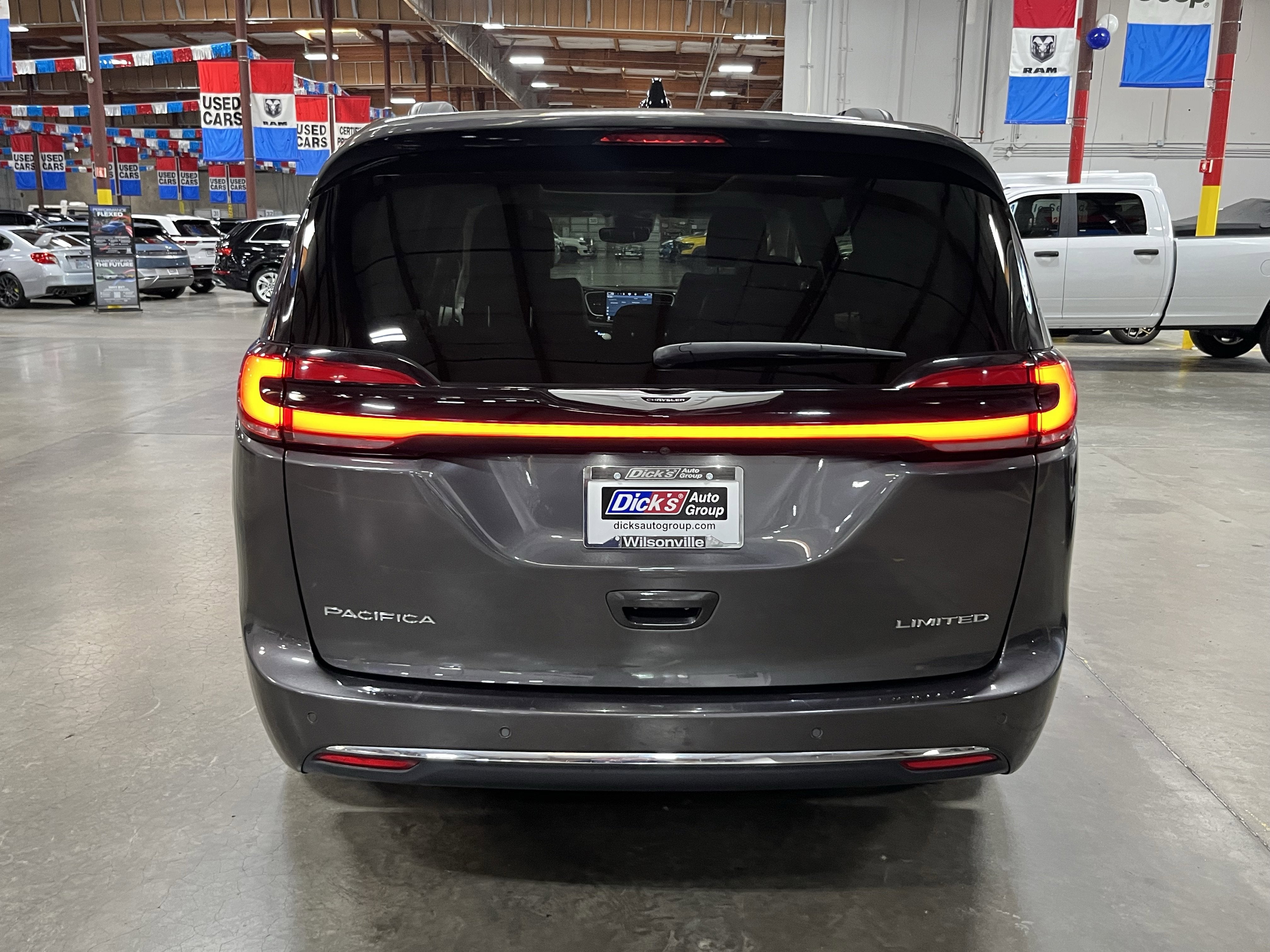2023 Chrysler Pacifica Limited