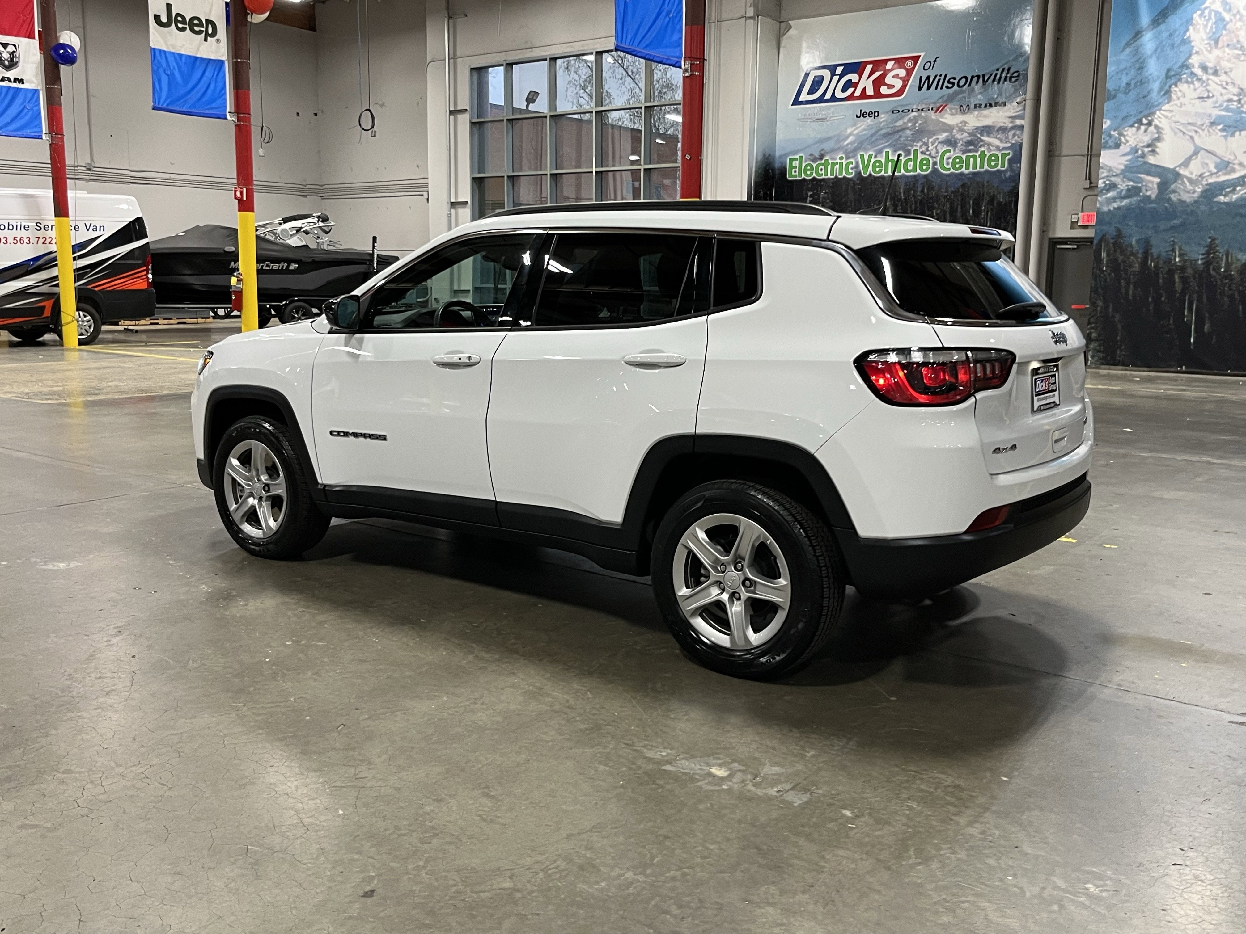 2023 Jeep Compass Latitude