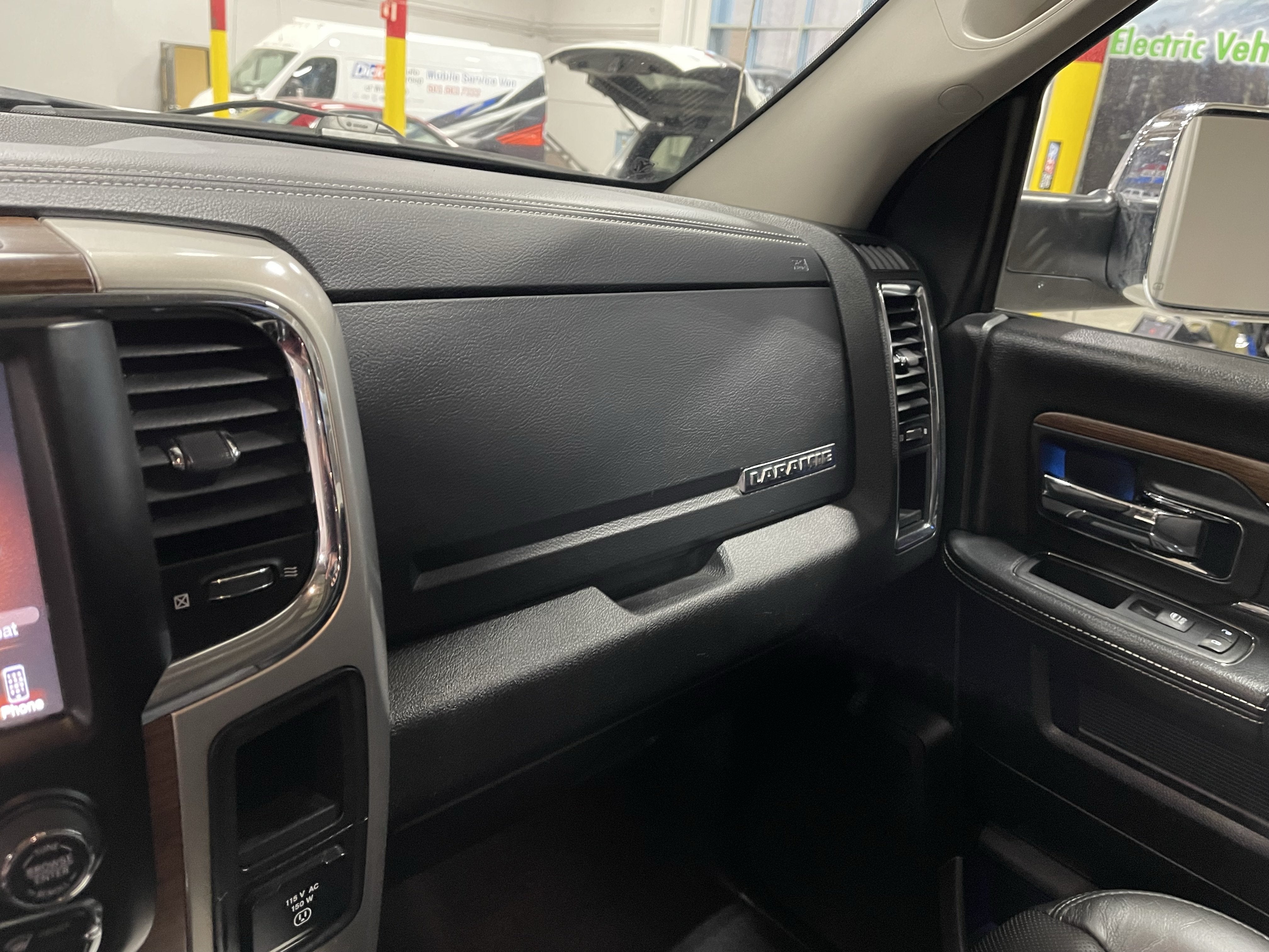 2016 RAM 3500 Laramie