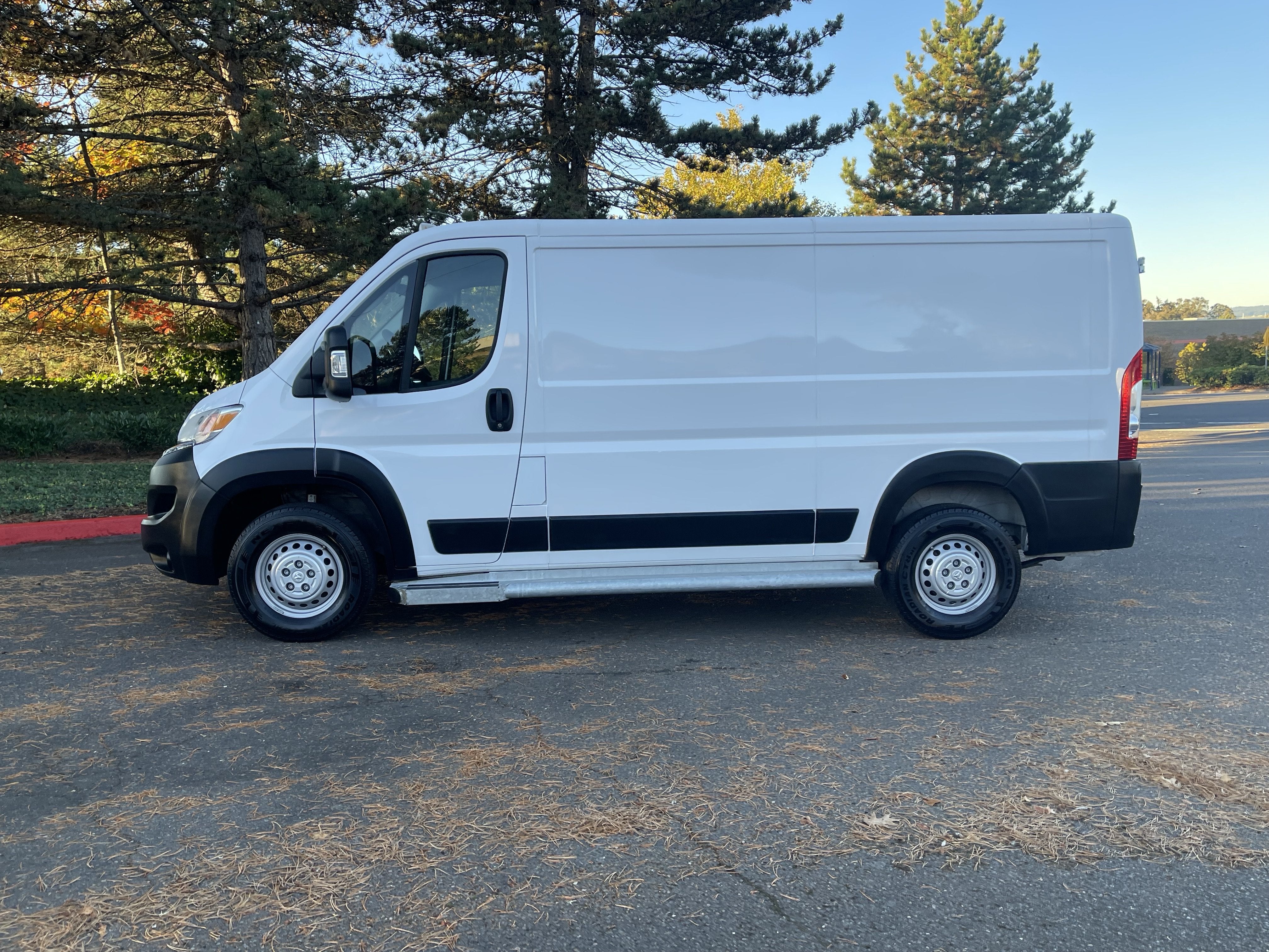 2025 RAM ProMaster 2500 Base