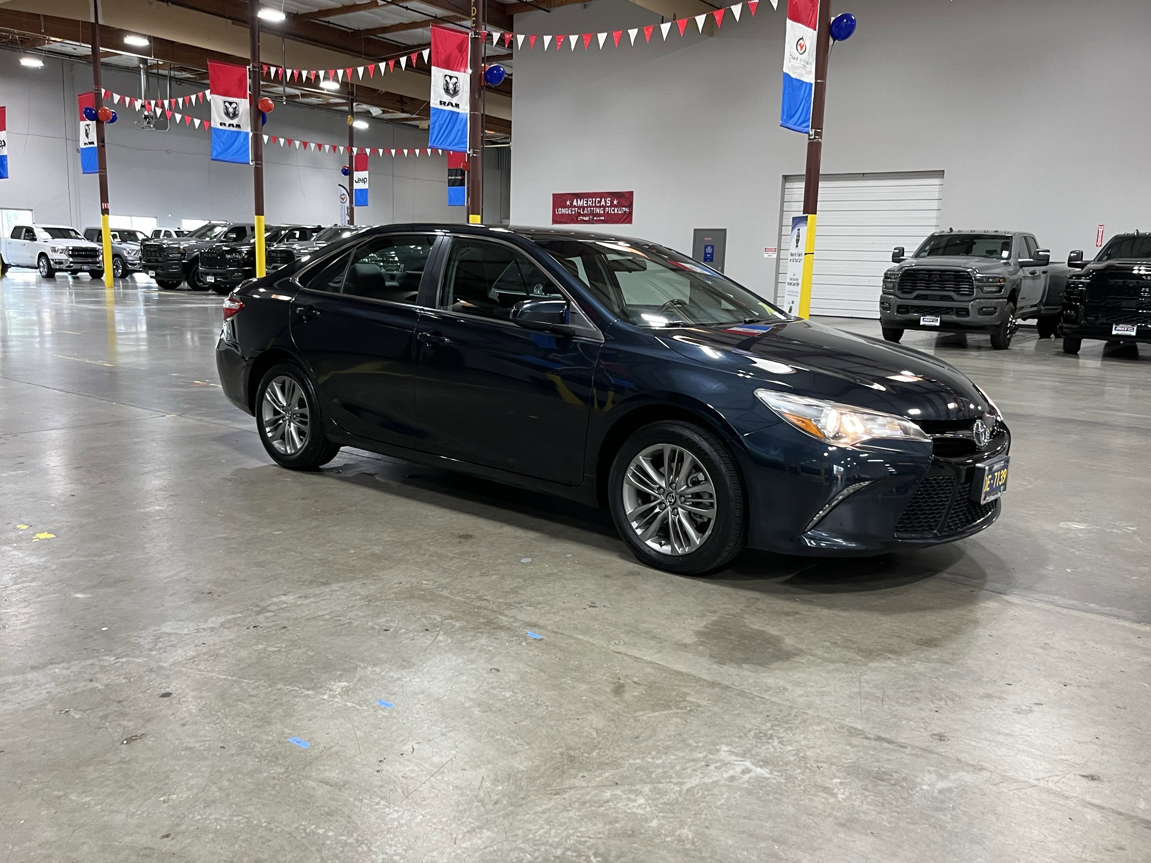 2017 Toyota Camry SE