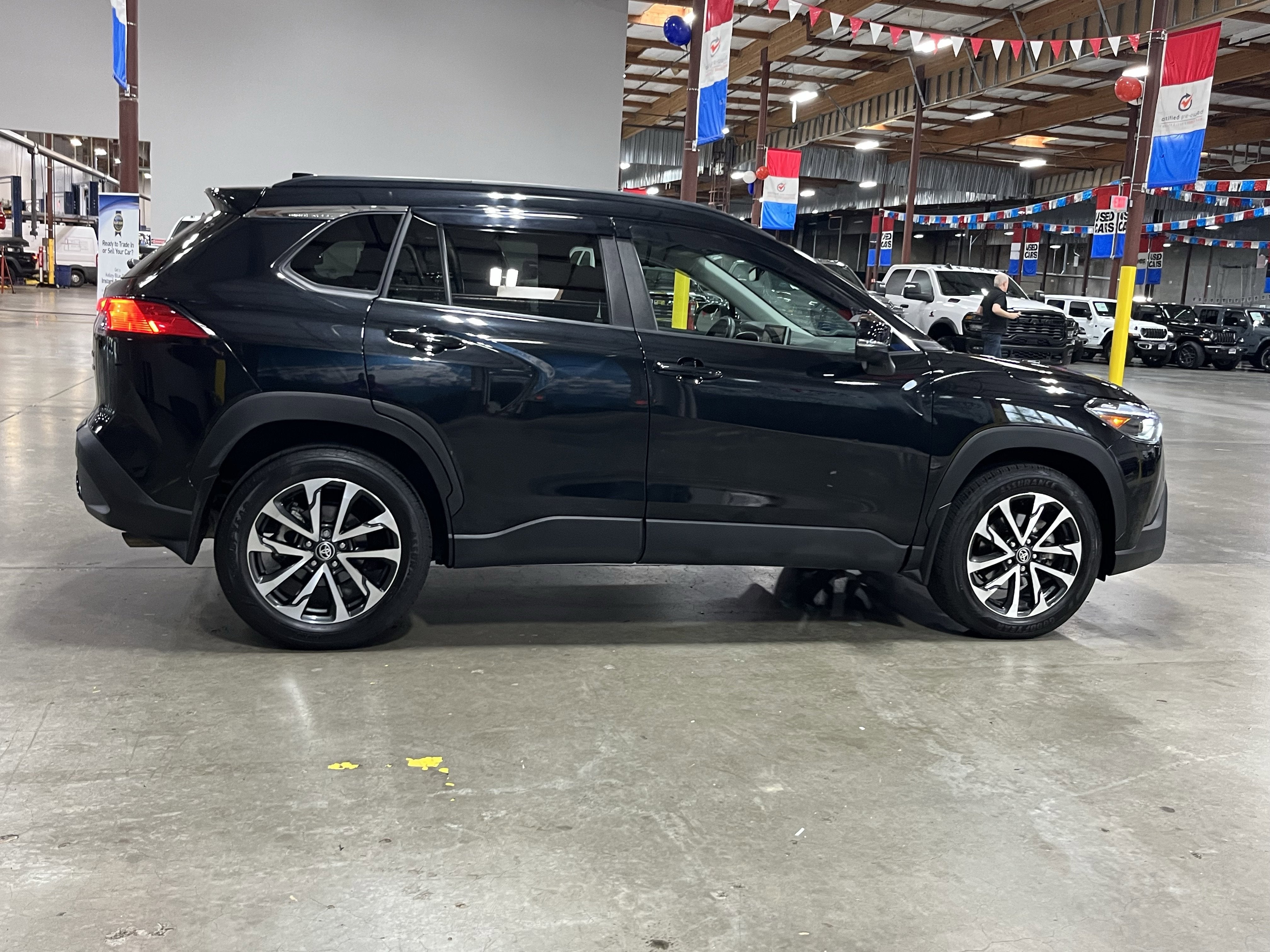 2024 Toyota Corolla Cross XLE