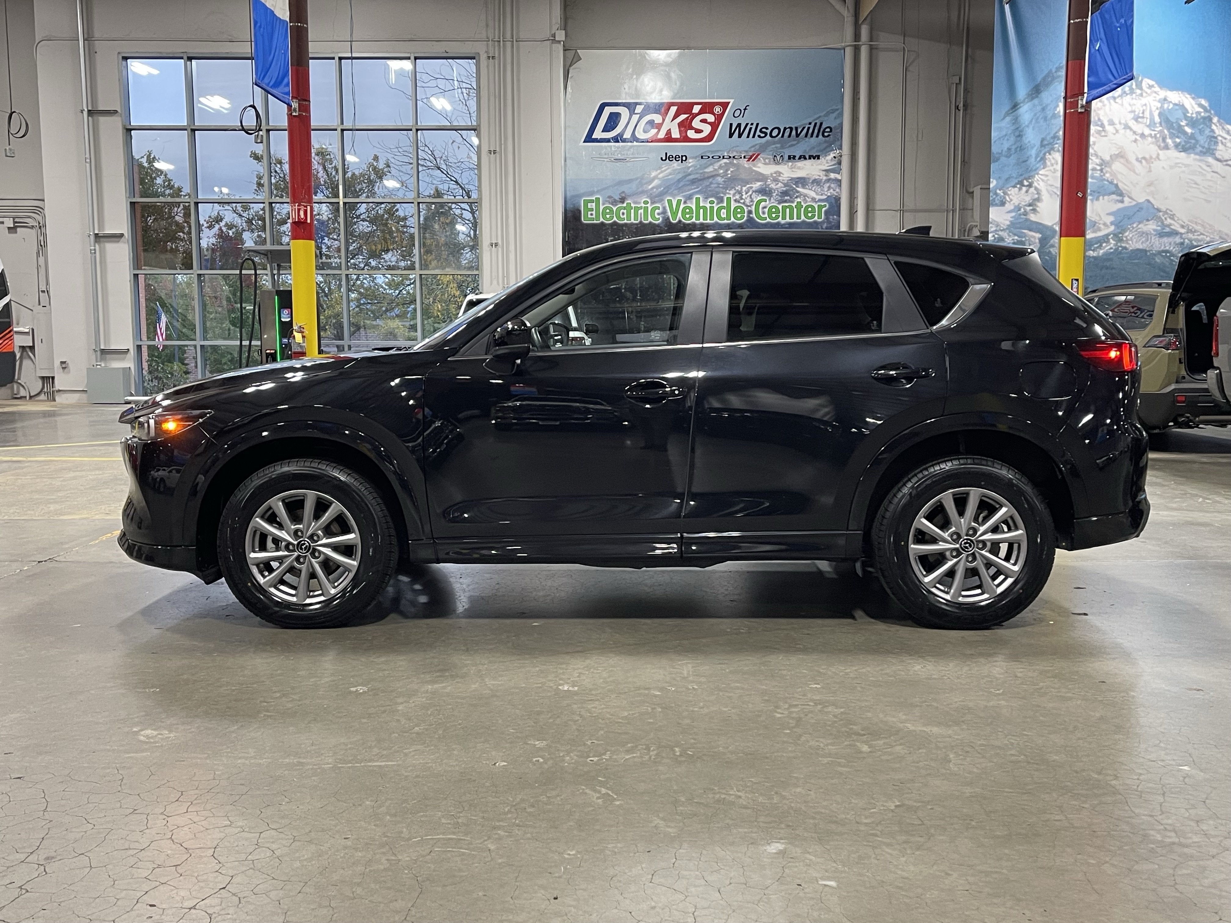 2025 Mazda Mazda CX-5 2.5 S Preferred Package