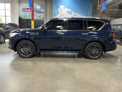 2022 INFINITI QX80 Premium Select