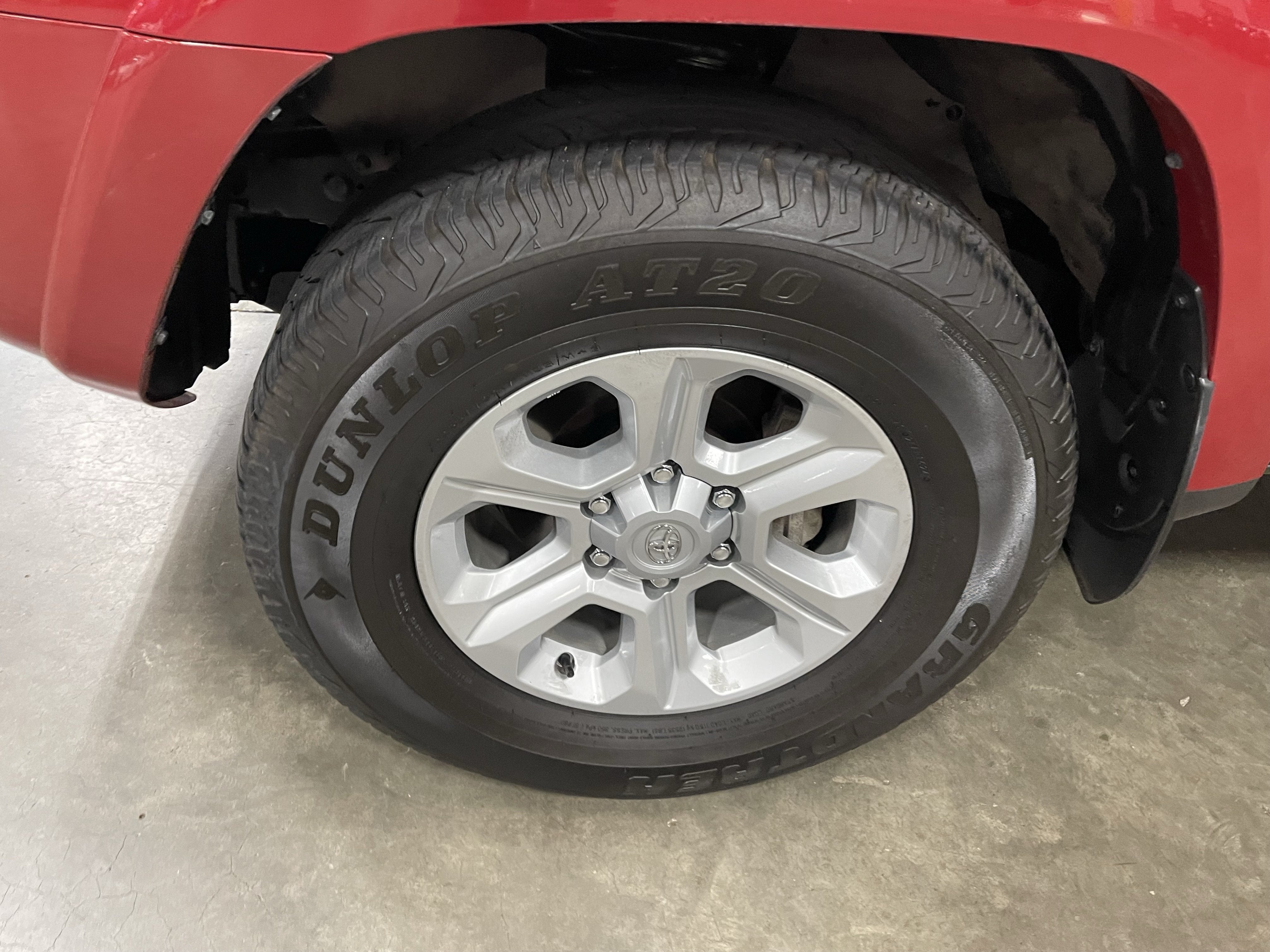 2024 Toyota 4Runner SR5