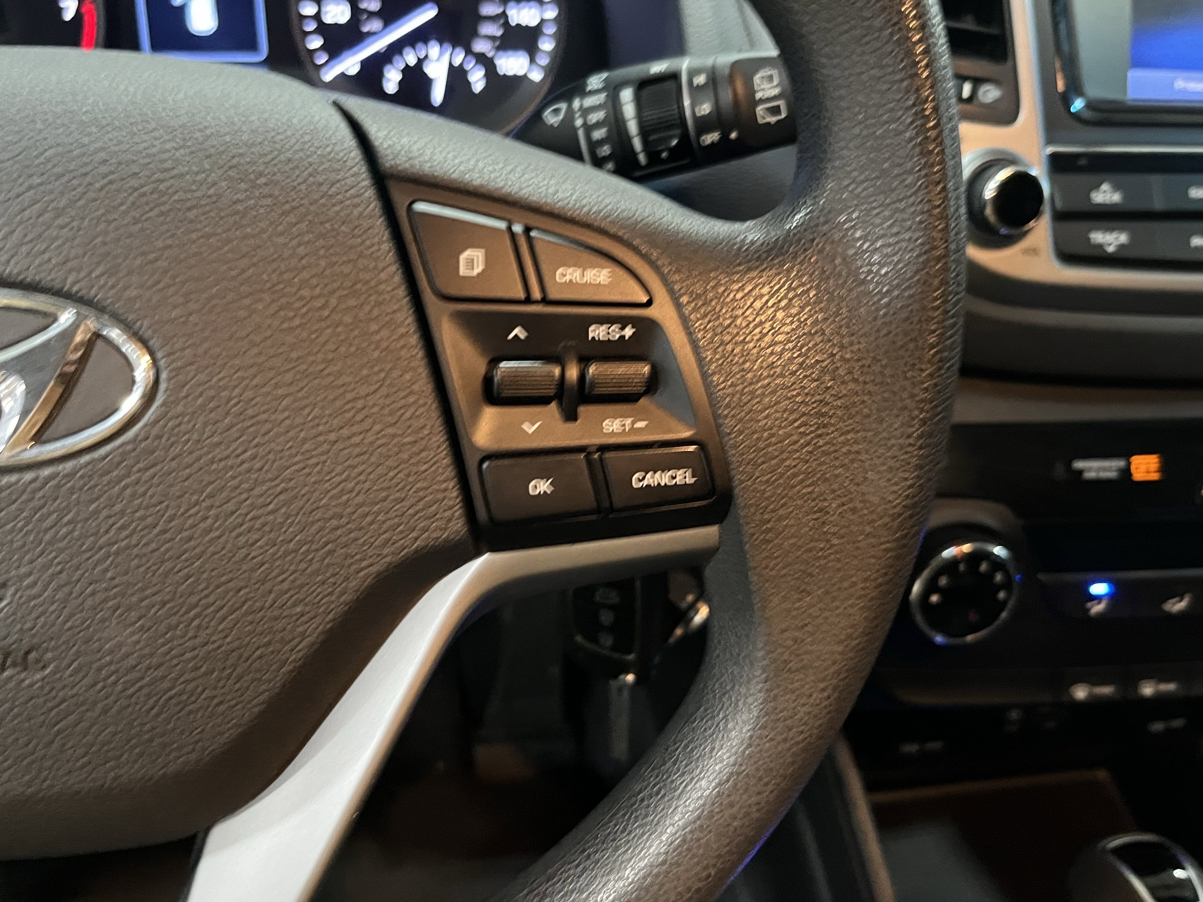 2016 Hyundai TUCSON SE