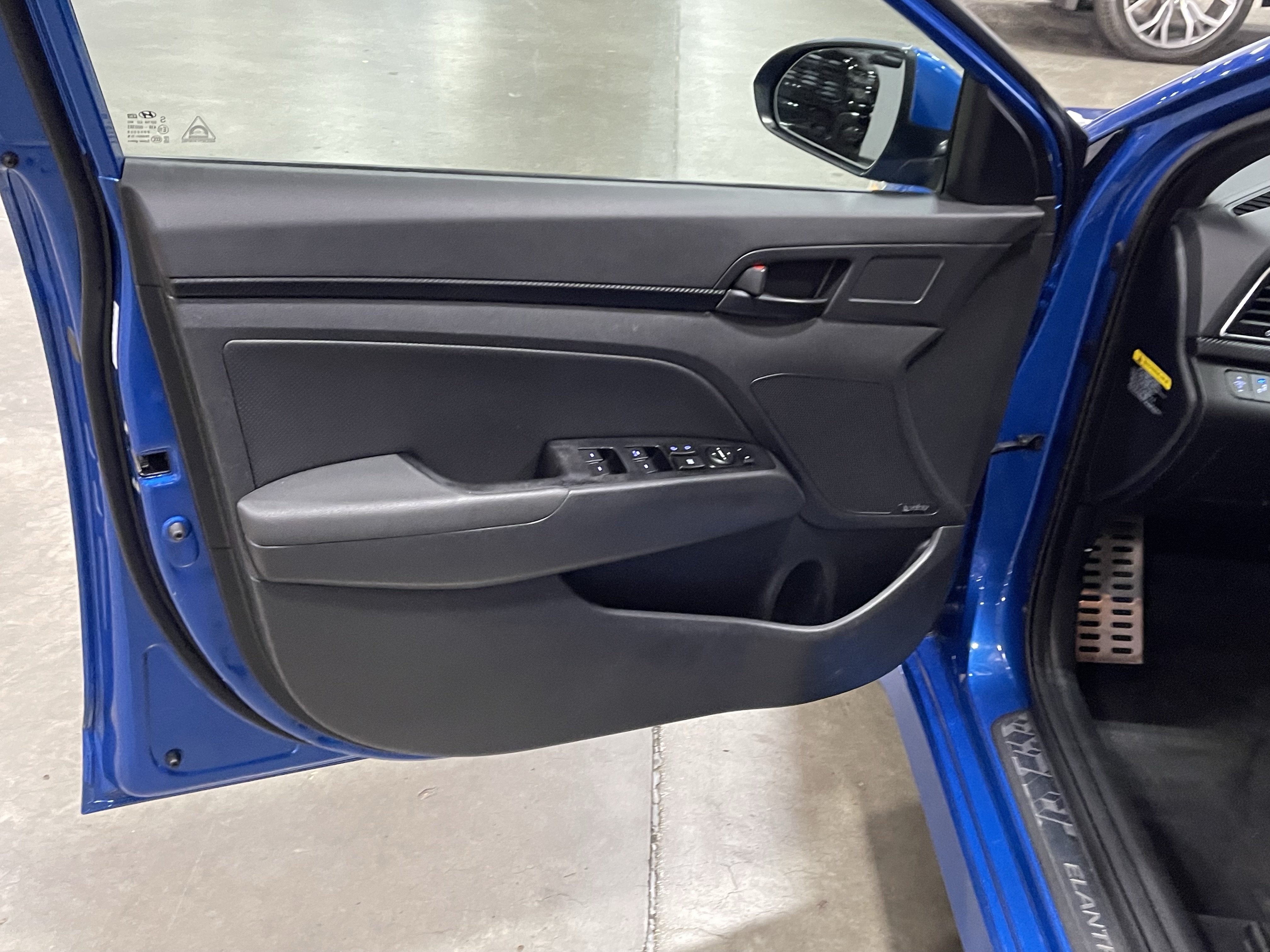 2018 Hyundai ELANTRA Sport
