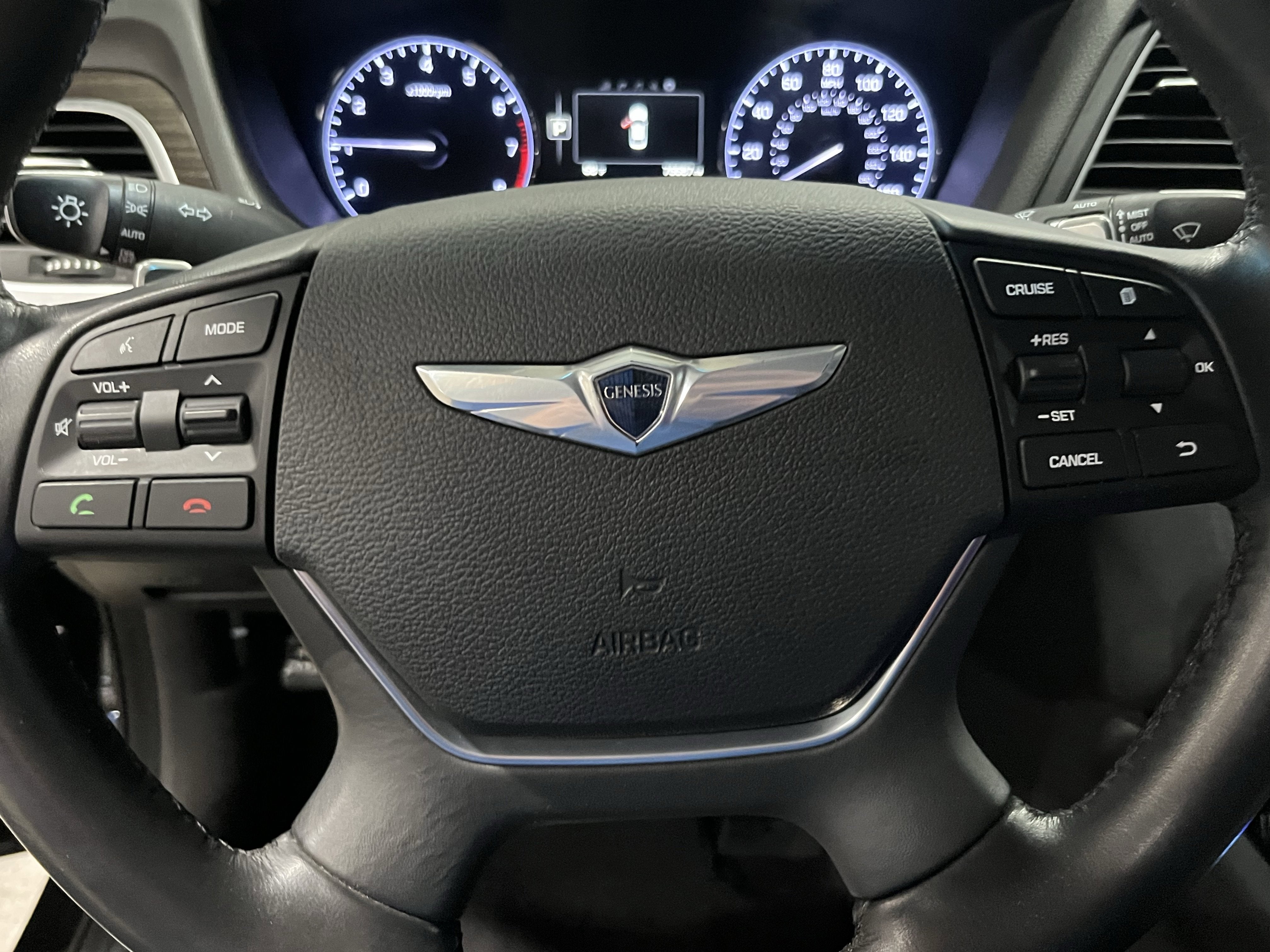 2016 Hyundai GENESIS 3.8