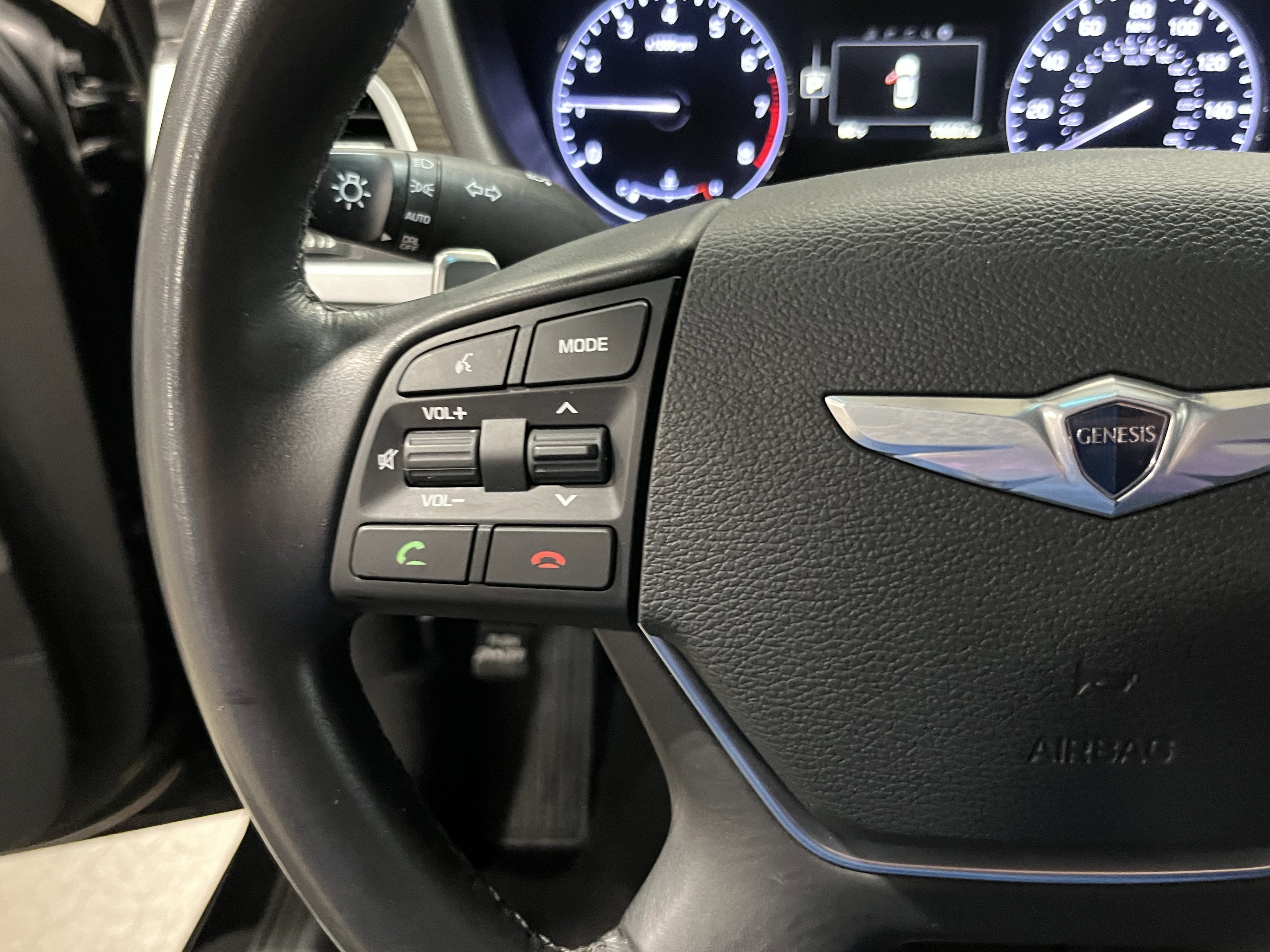 2016 Hyundai GENESIS 3.8