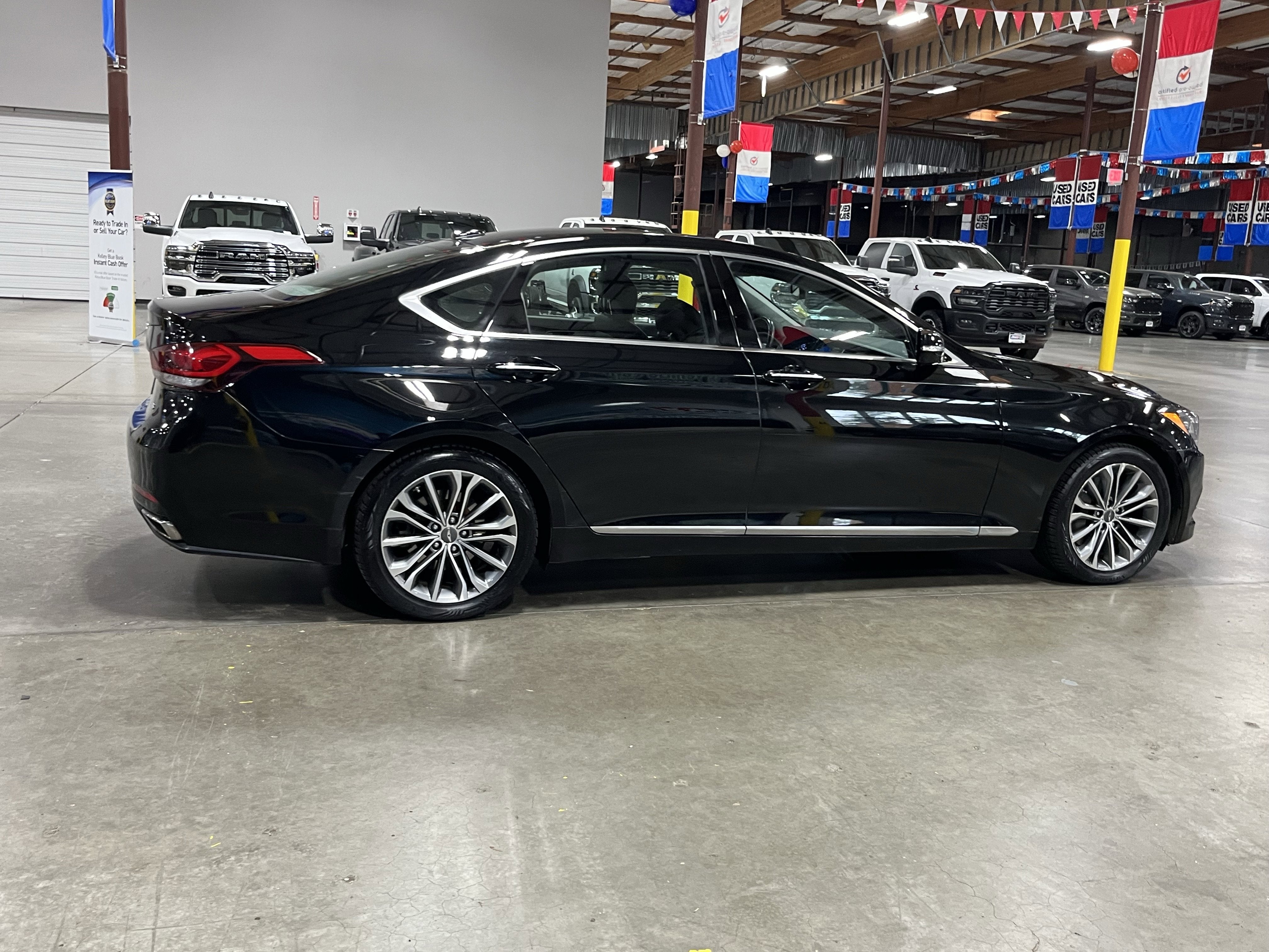 2016 Hyundai GENESIS 3.8