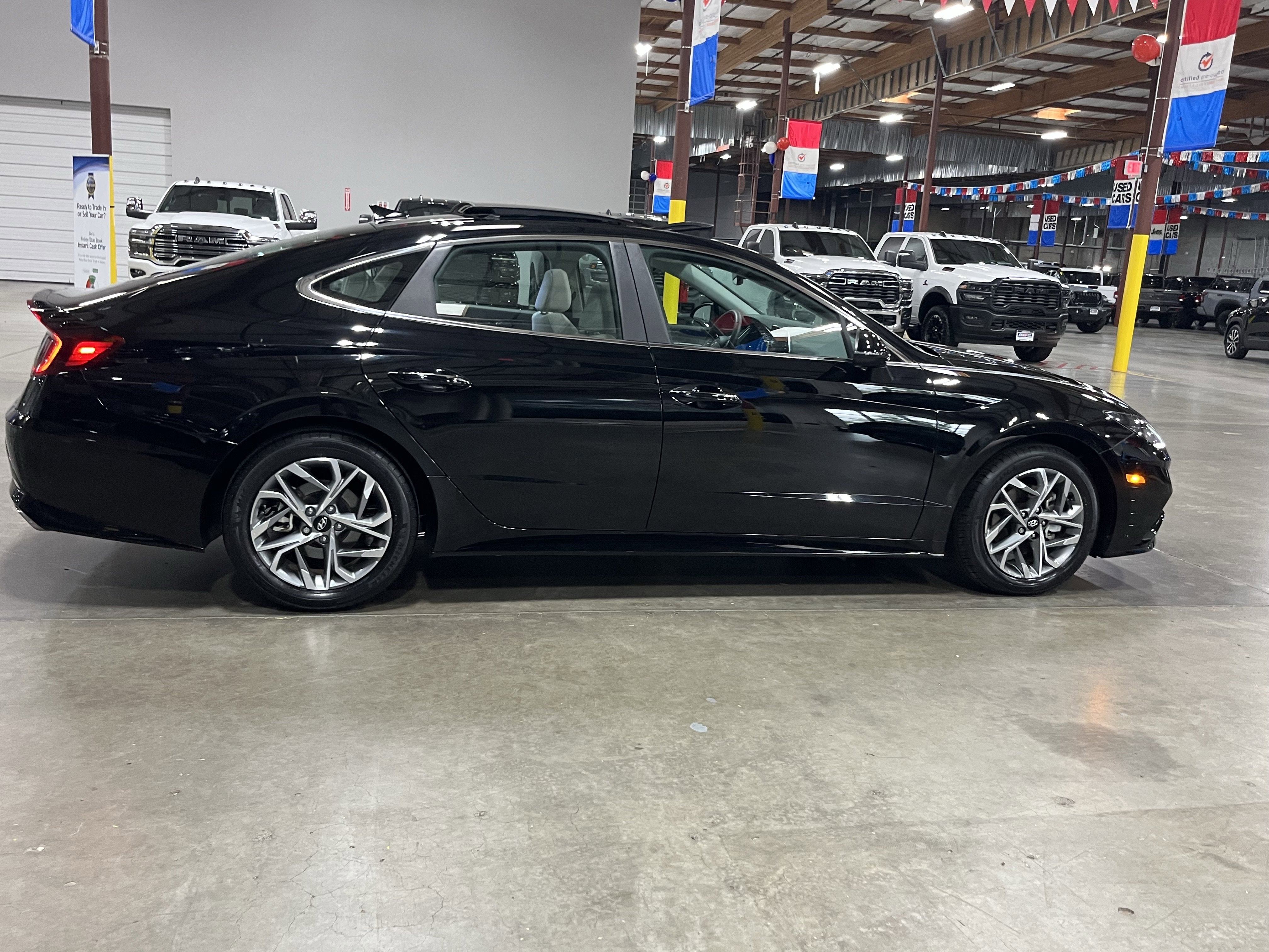 2023 Hyundai SONATA SEL