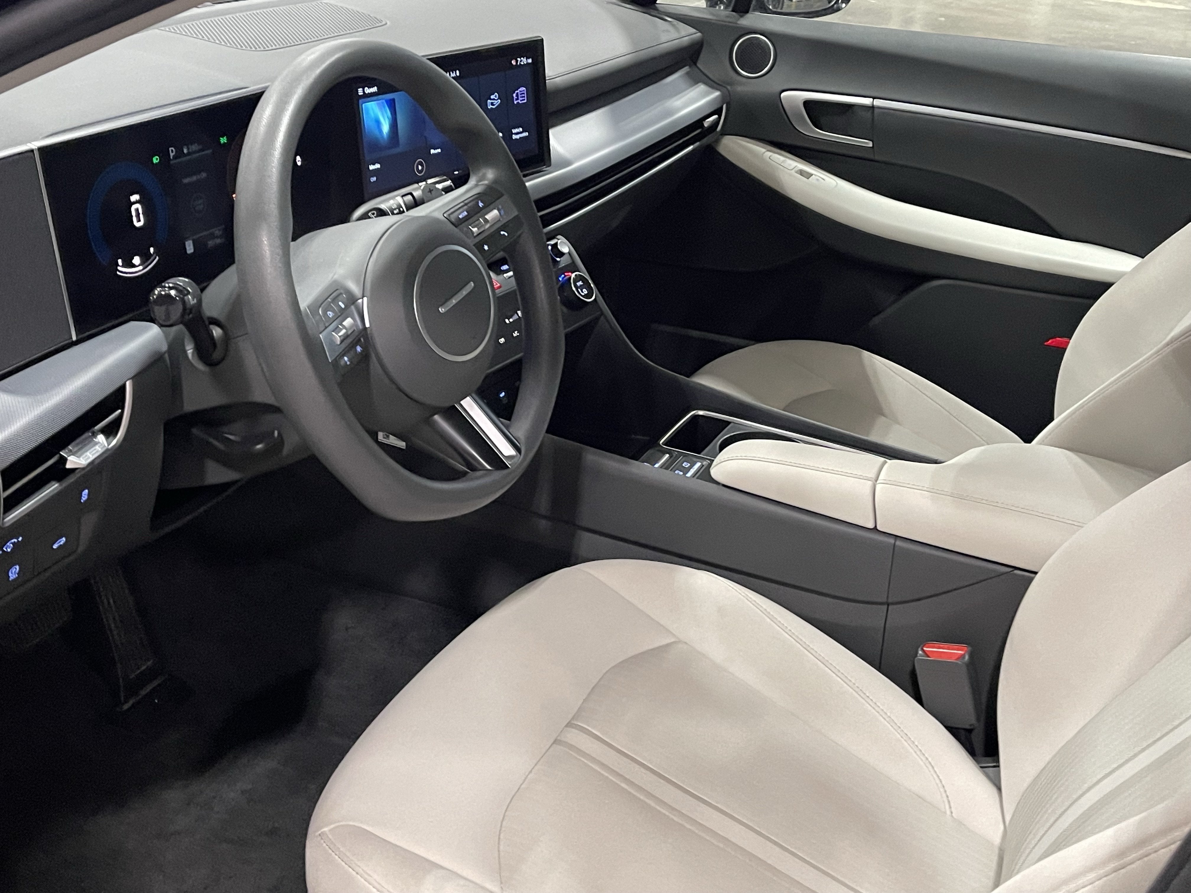 2025 Hyundai SONATA SEL