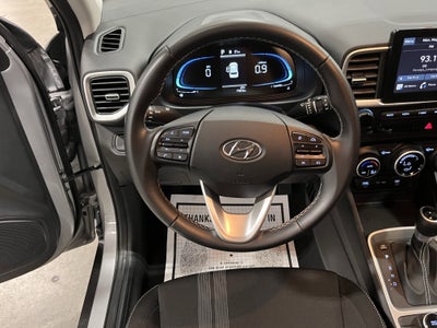 2025 Hyundai VENUE SEL