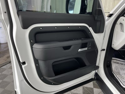 2025 Land Rover Defender 110 S