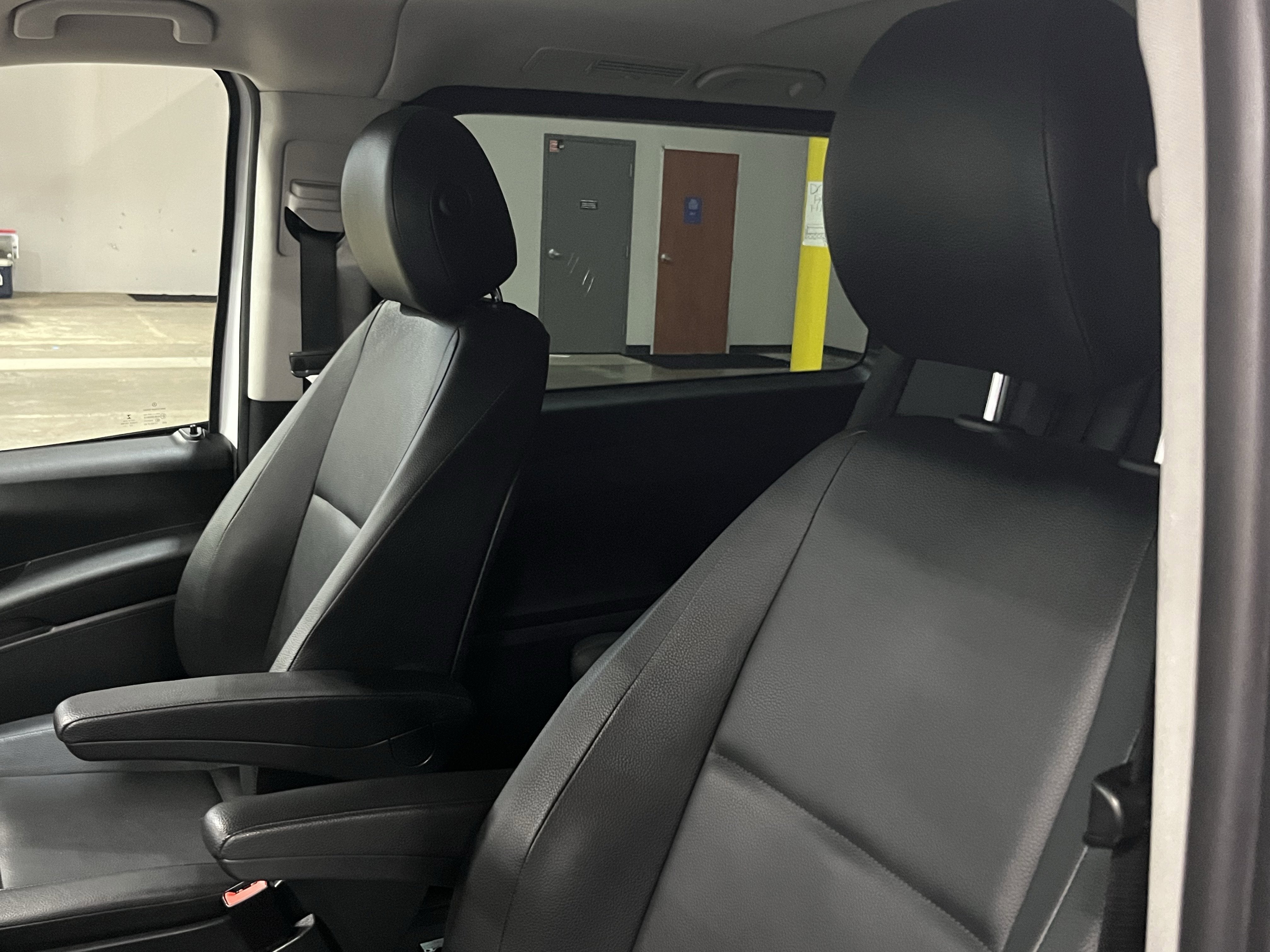 2023 Mercedes-Benz Metris Passenger