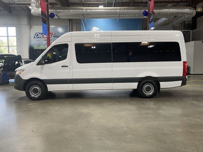 2024 Mercedes-Benz Sprinter 2500 Passenger 170 WB