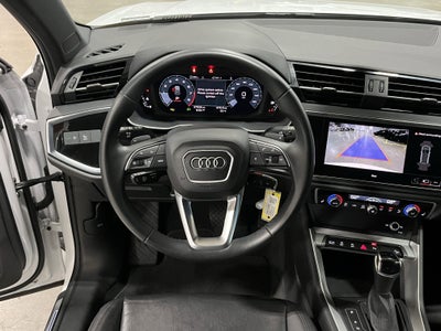 2025 Audi Q3 Premium