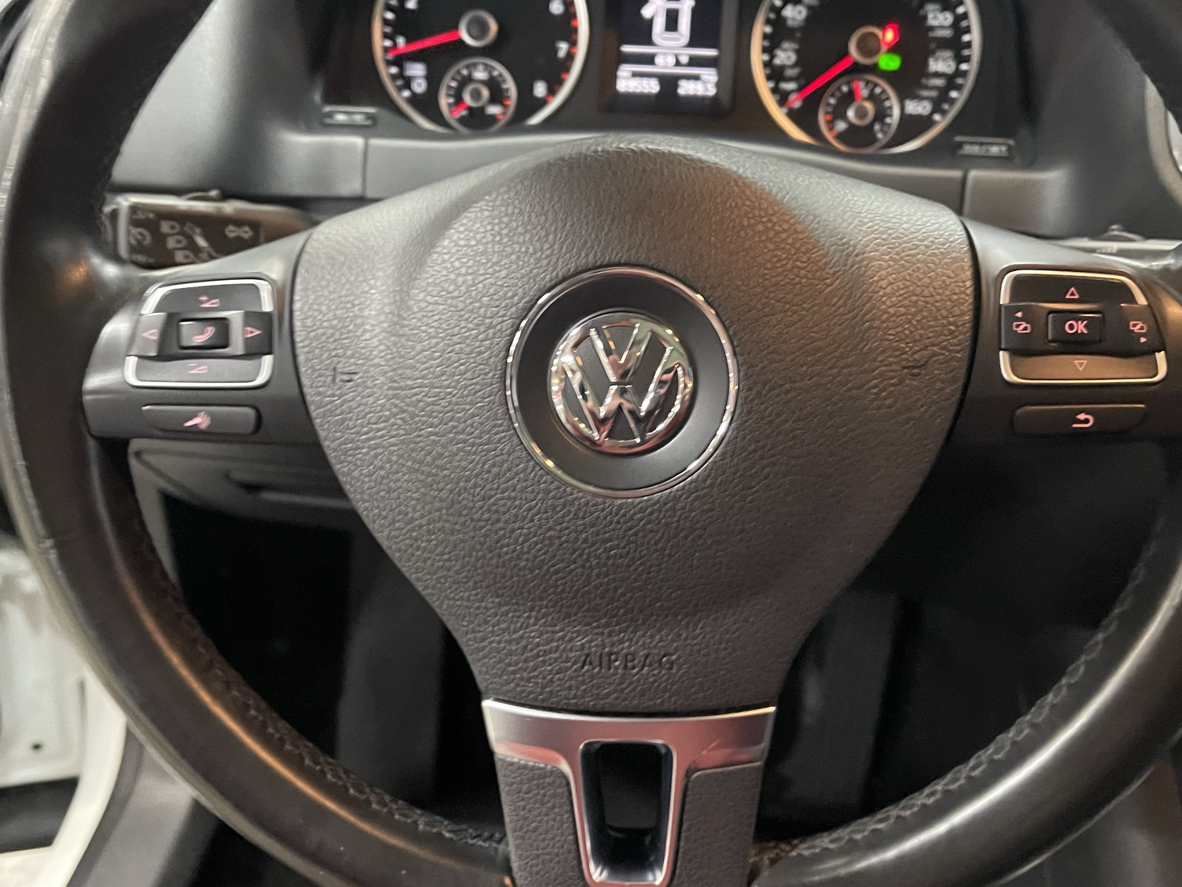 2017 Volkswagen Tiguan 2.0T Wolfsburg Edition