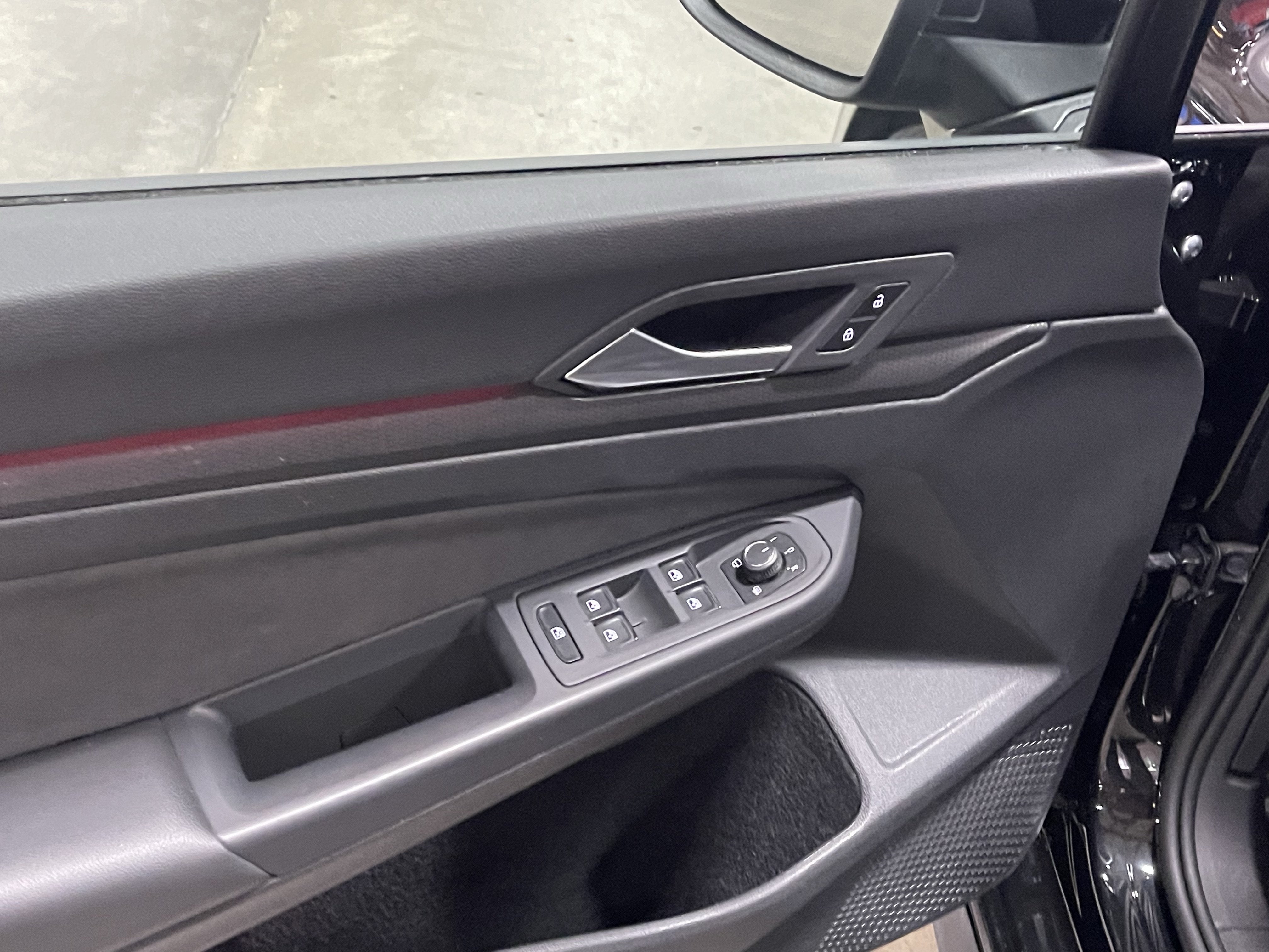2024 Volkswagen Golf GTI 2.0T S