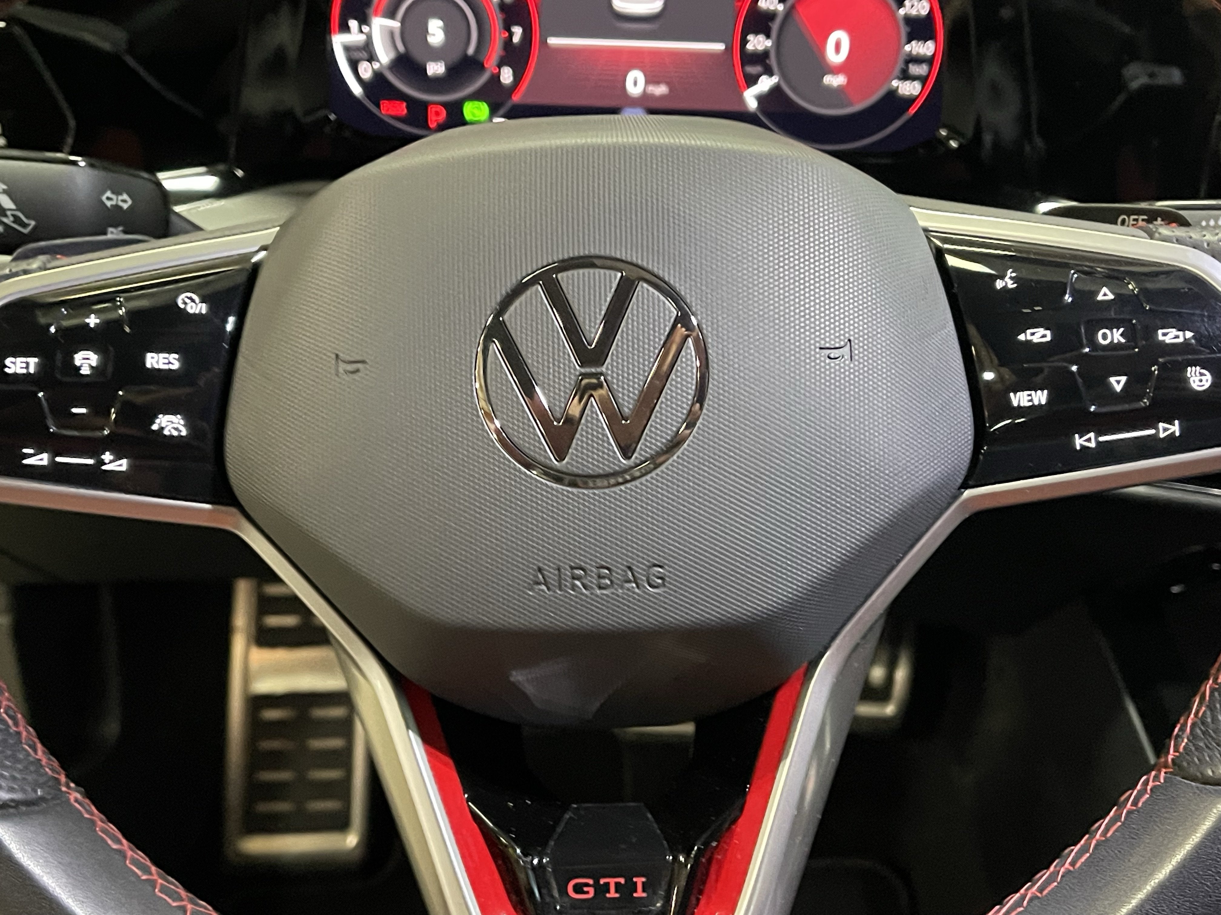 2024 Volkswagen Golf GTI 2.0T S