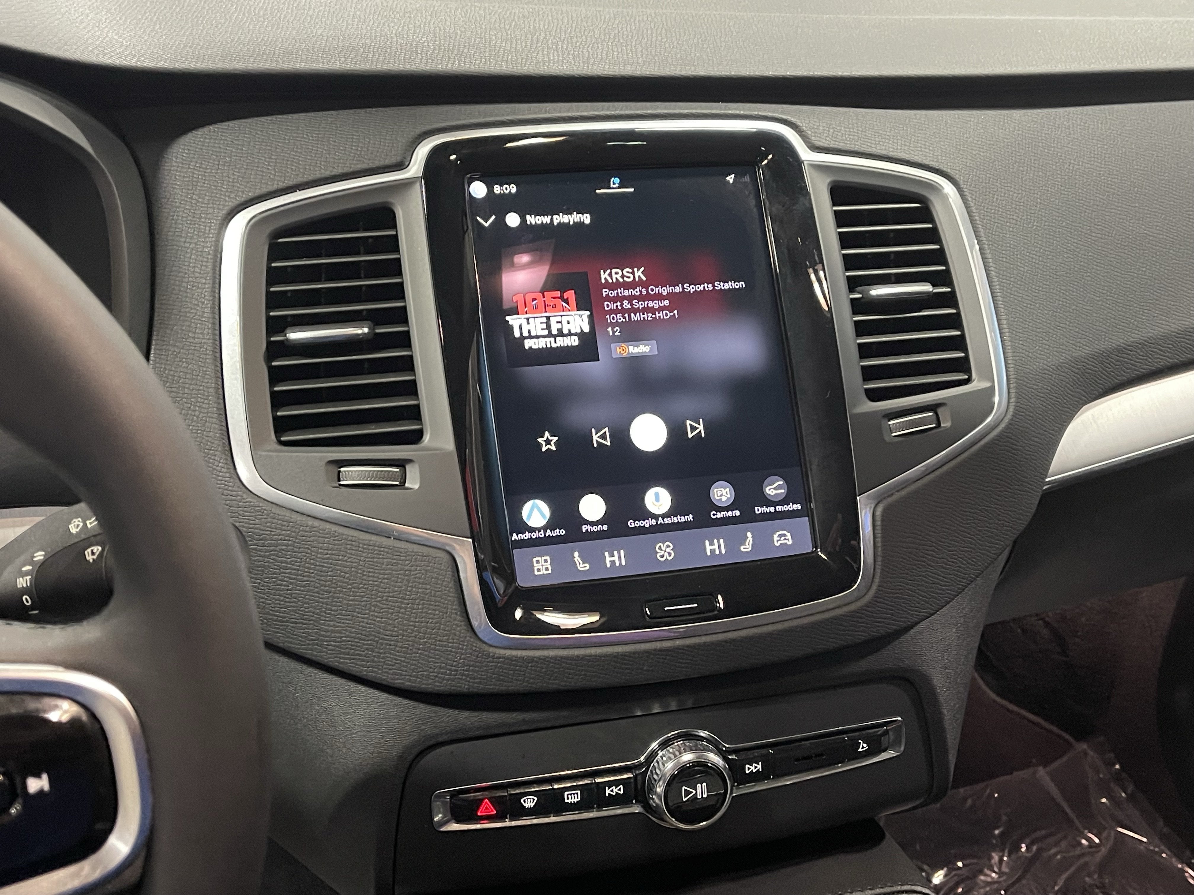 2023 Volvo XC90 B5 Core