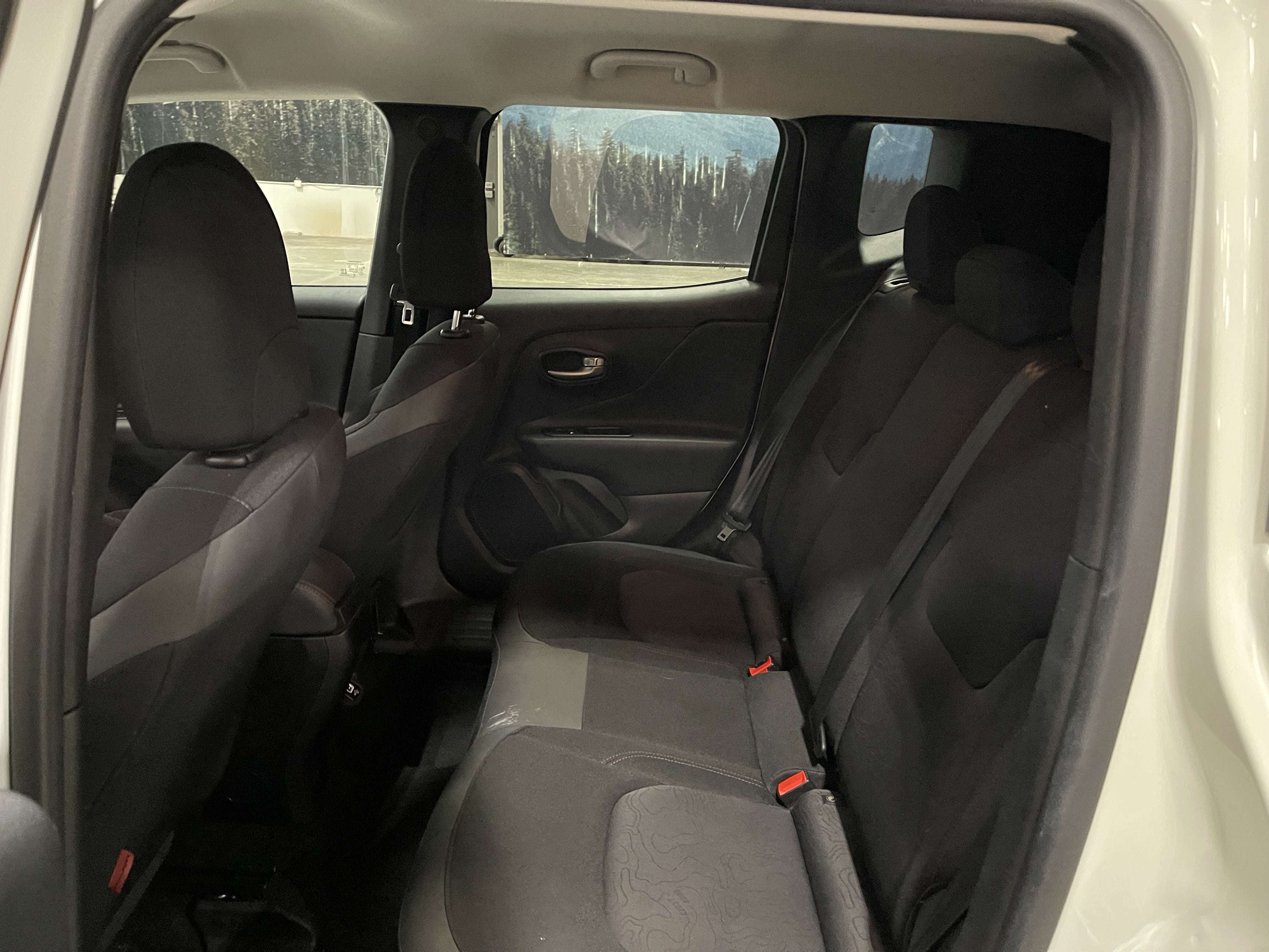 2023 Jeep Renegade Trailhawk