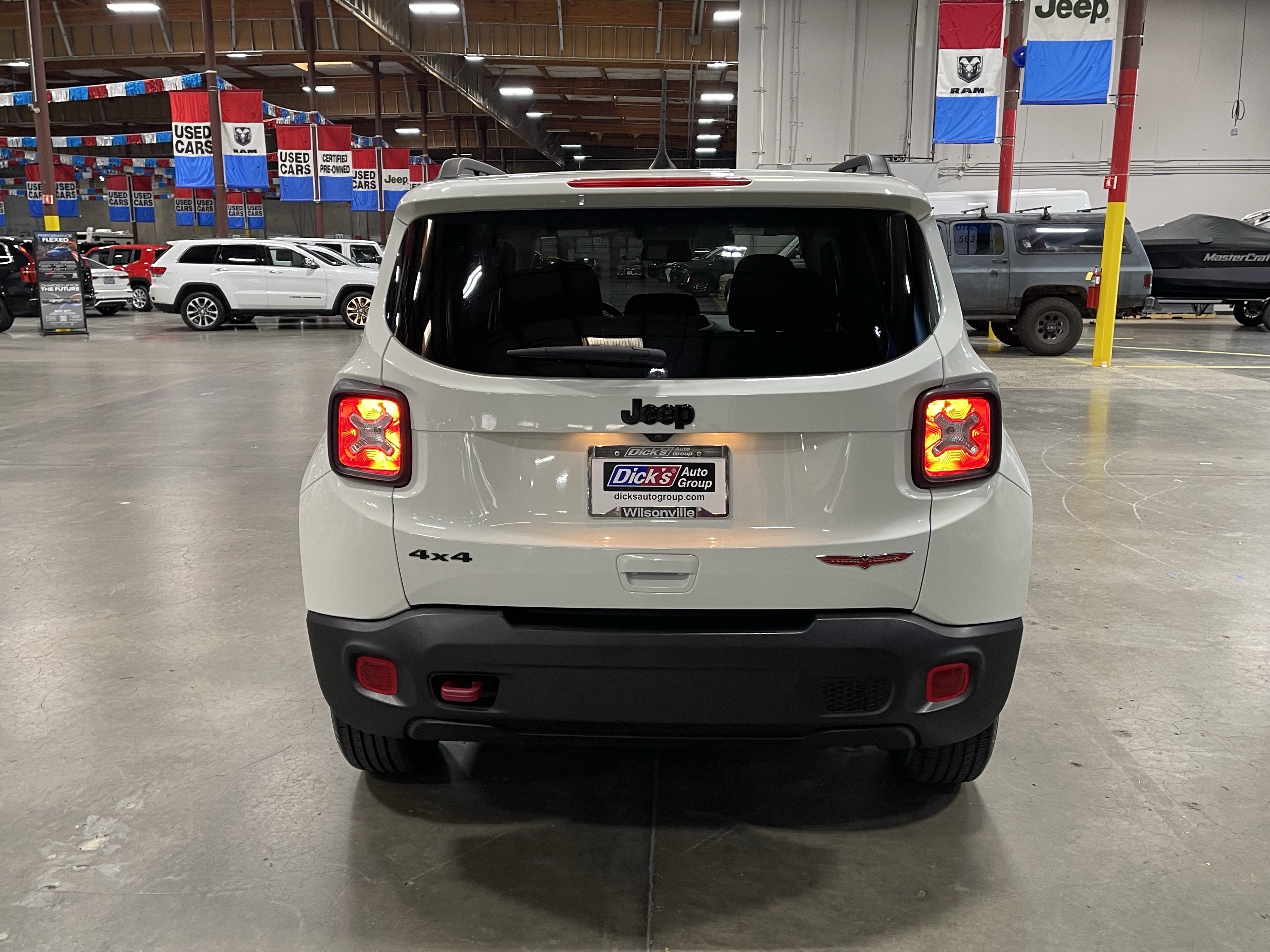 2023 Jeep Renegade Trailhawk