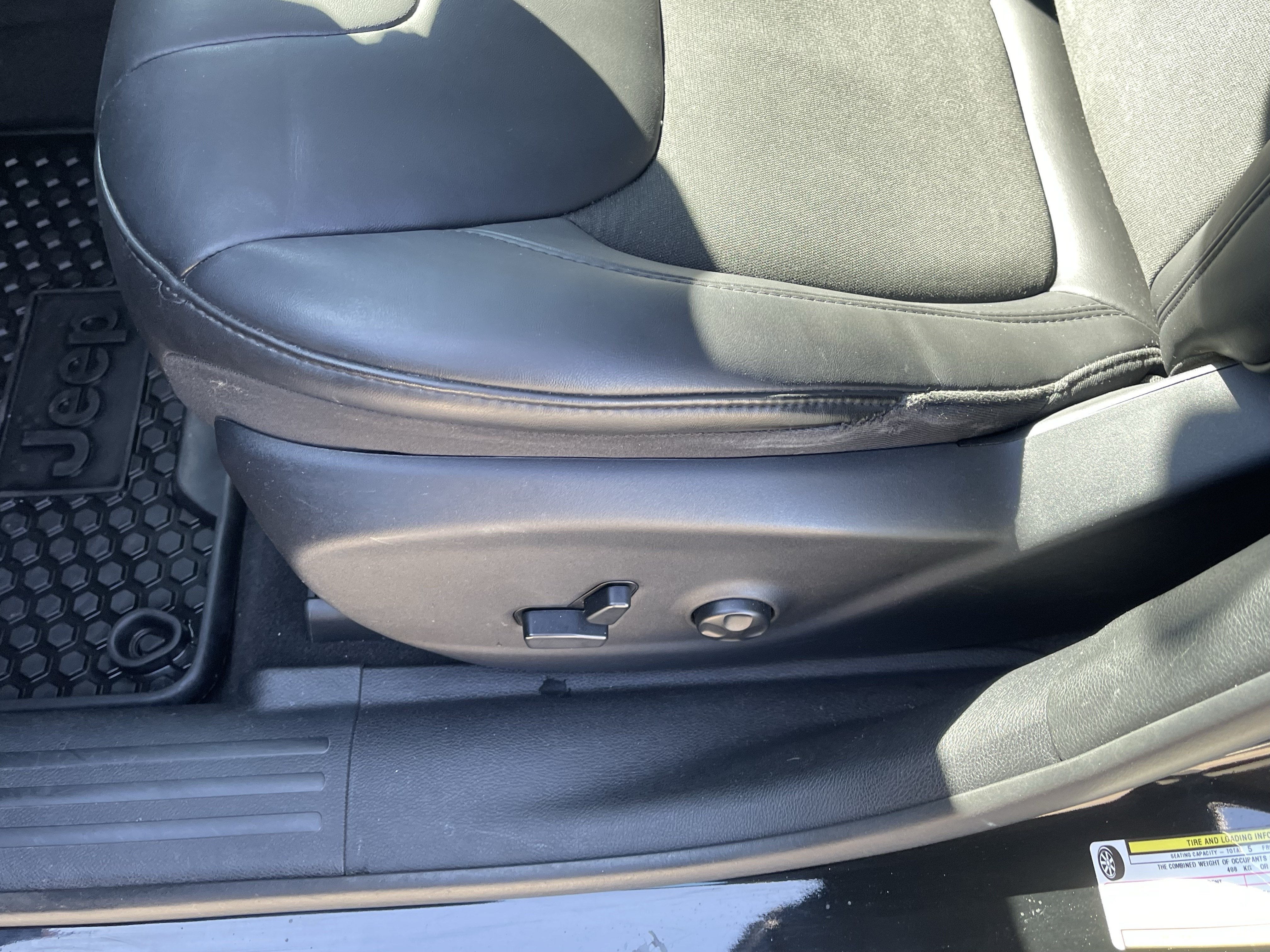 2019 Jeep Cherokee Altitude