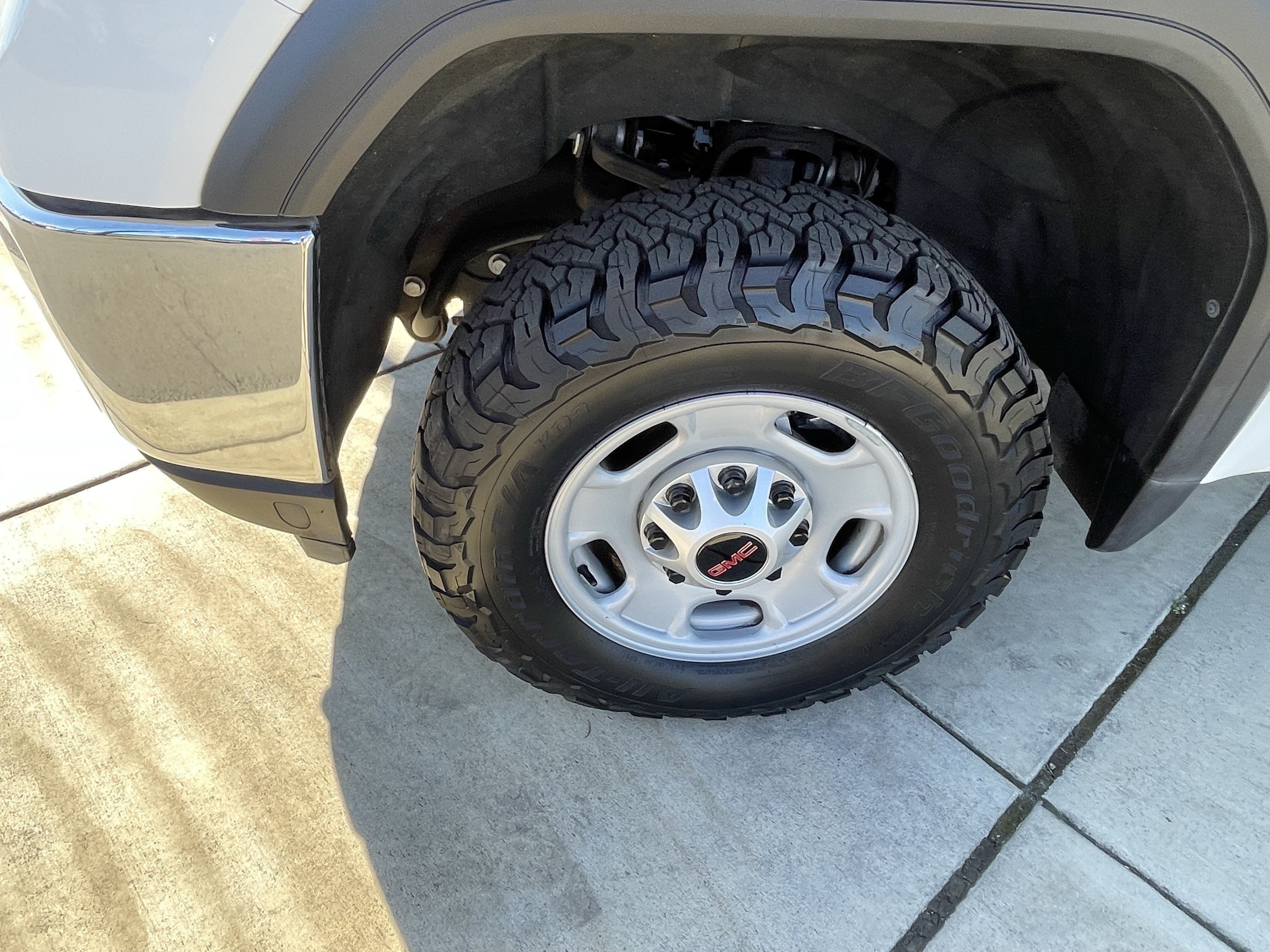 2023 GMC Sierra 2500HD Pro