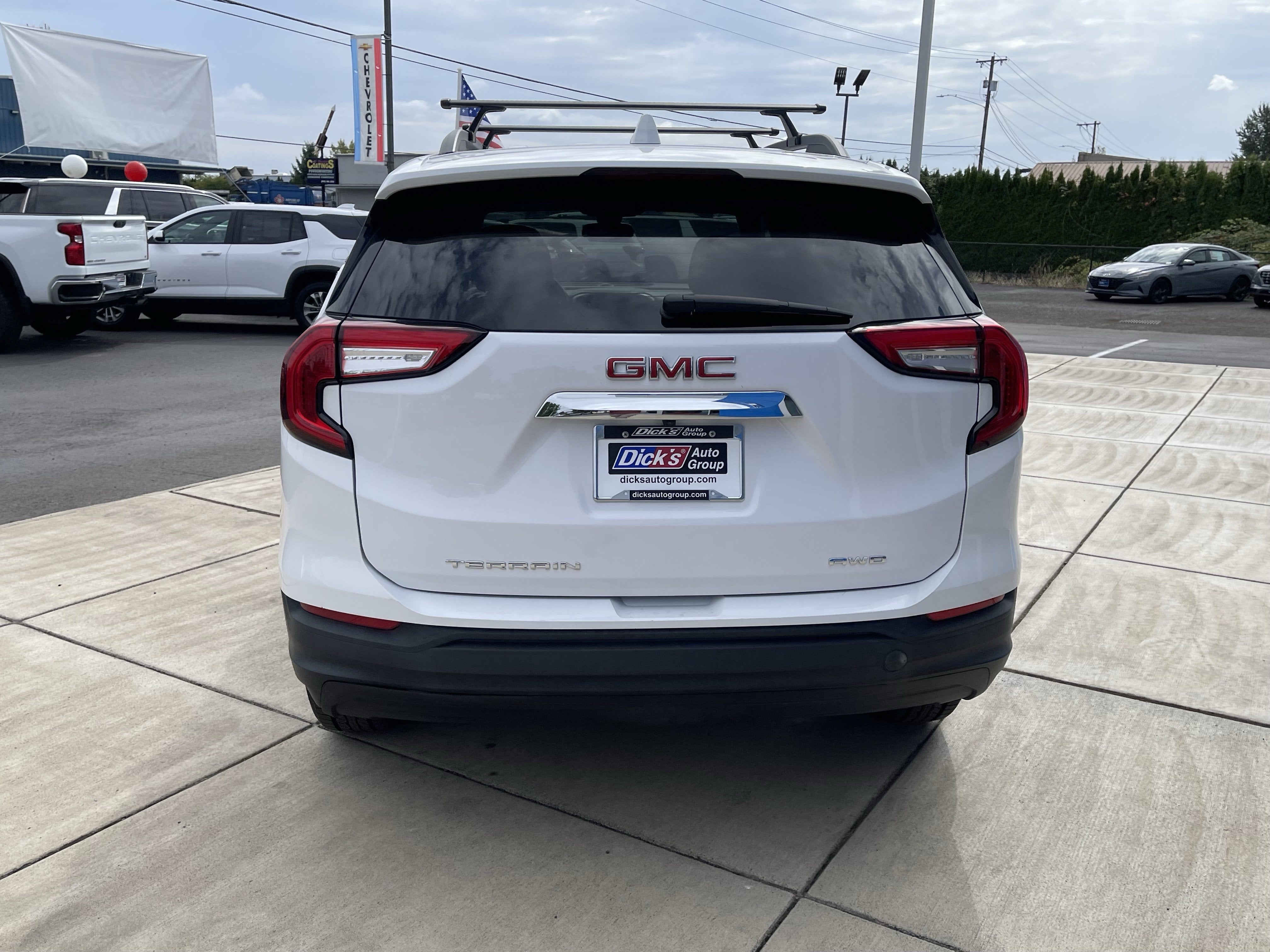 2022 GMC Terrain SLE