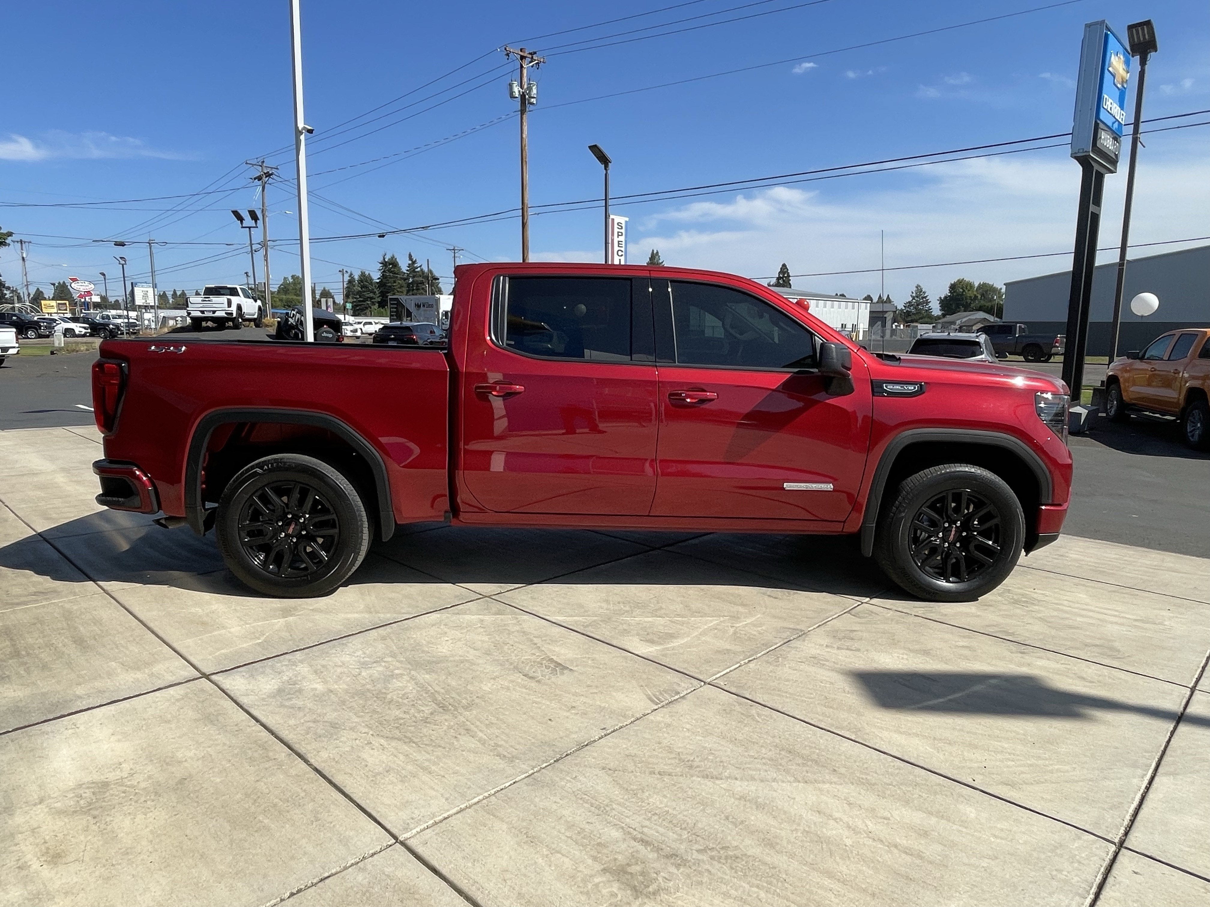2024 GMC Sierra 1500 Elevation