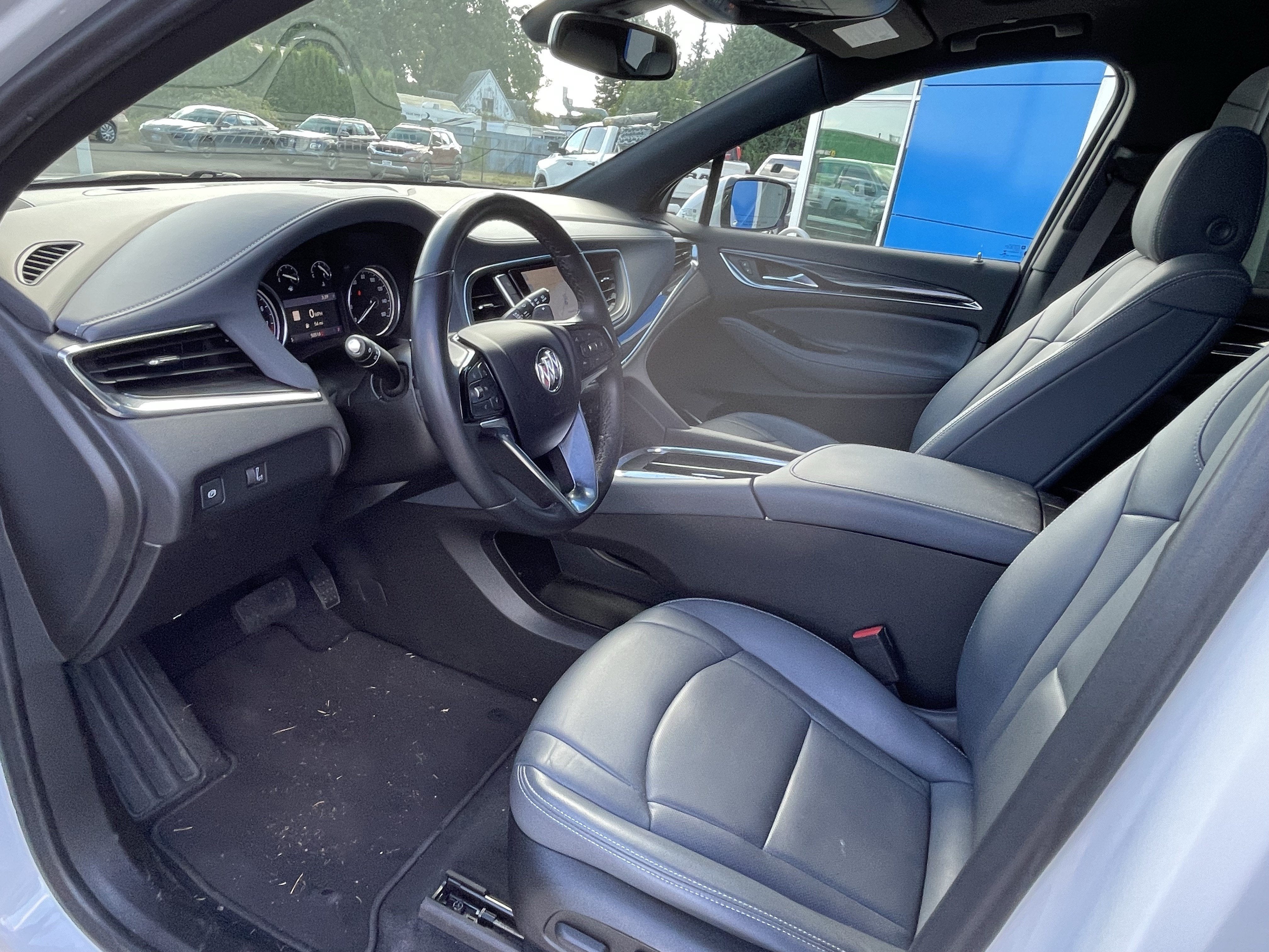 2022 Buick Enclave Essence