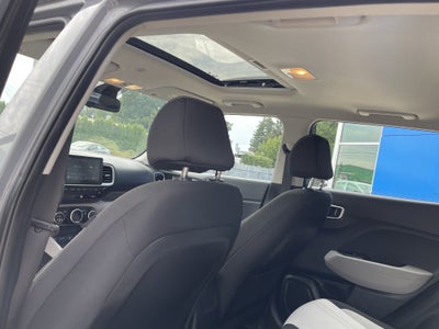 2023 Hyundai VENUE SEL