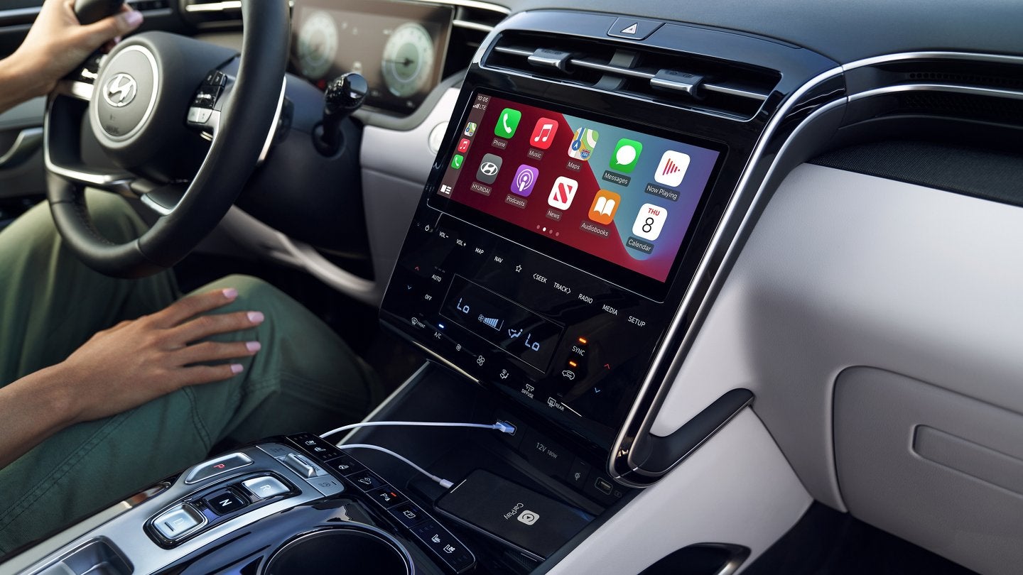 2022 Tucson Interior | Dick's Hillsboro Hyundai in Hillsboro OR